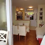 Apartment Goga - Seaview & Parking Apartment