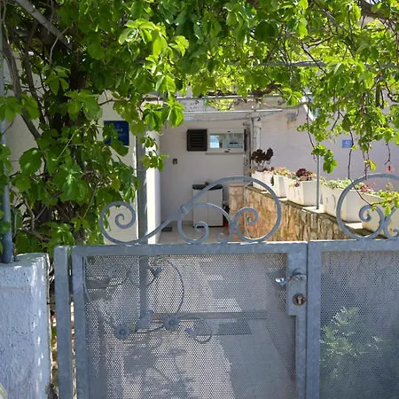 Goga - Seaview & Parking *