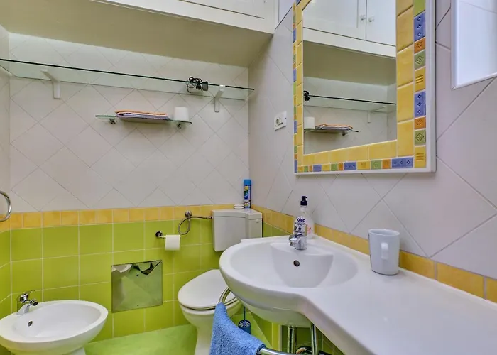 Goga - Seaview & Parking Appartement Mali Lošinj