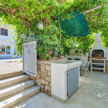 Goga - Seaview & Parking Apartamento Mali Lošinj