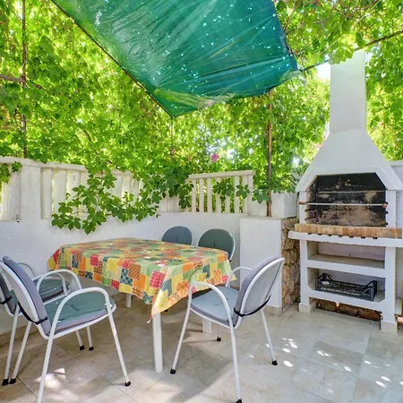 Goga - Seaview & Parking Apartman Mali Lošinj