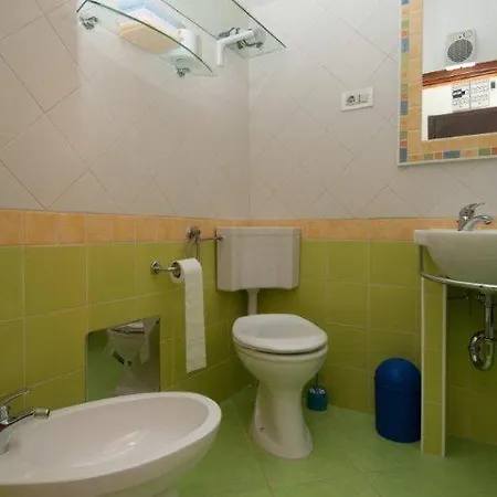 Apartment Apartment Goga - Seaview & Parking Mali Lošinj